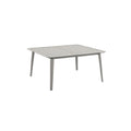 Modern vierkant kunststof buitentafel met slanke poten"**